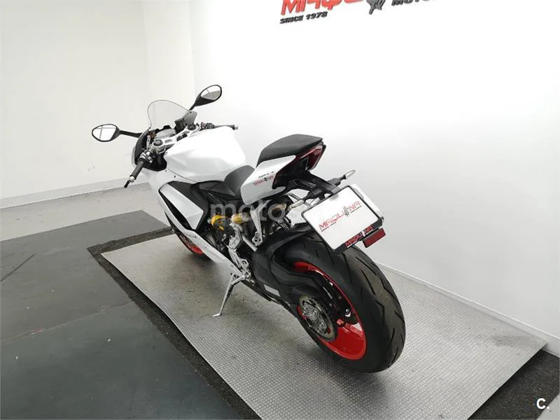 Ducati Panigale V2 – Vista 17