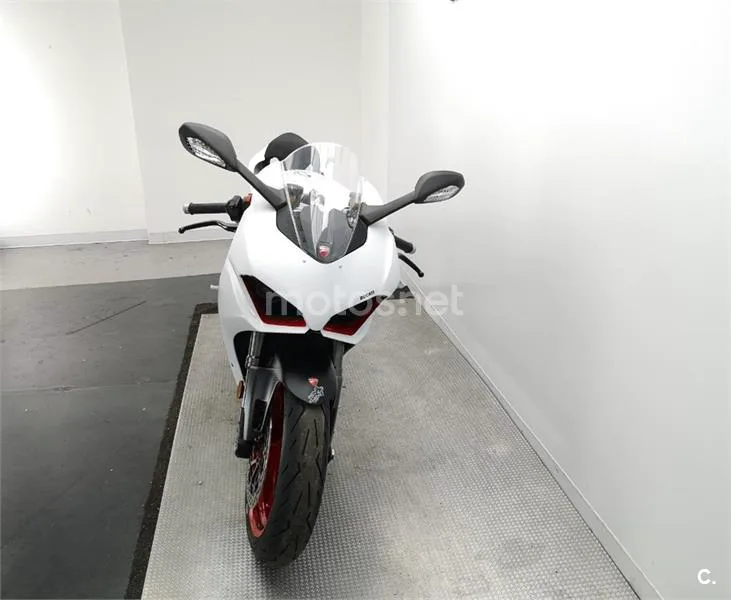 Ducati Panigale V2 – Vista 3