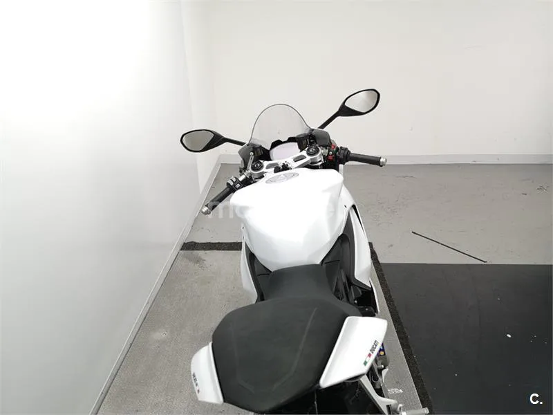 Ducati Panigale V2 – Vista 7