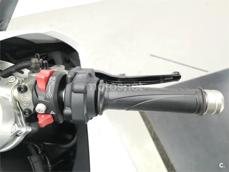 Ducati Panigale V2 – Vista 8