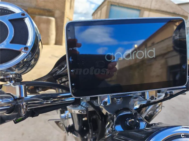 Triumph Rocket 3 Touring - Vista 3