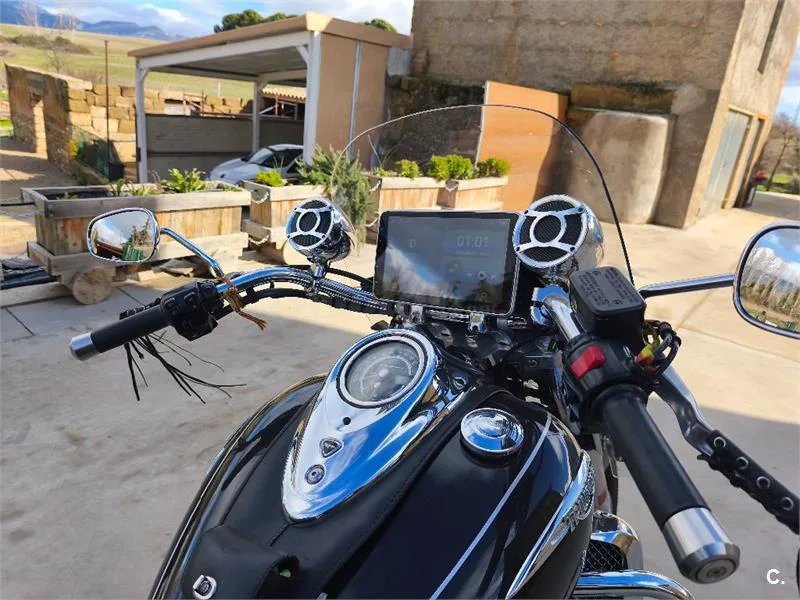 Triumph Rocket 3 Touring - Vista 5