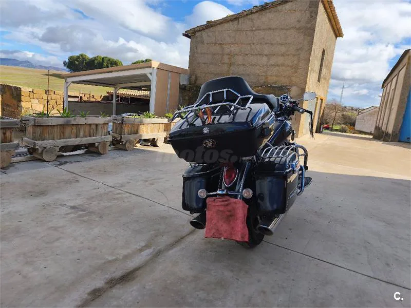 Triumph Rocket 3 Touring - Vista 8