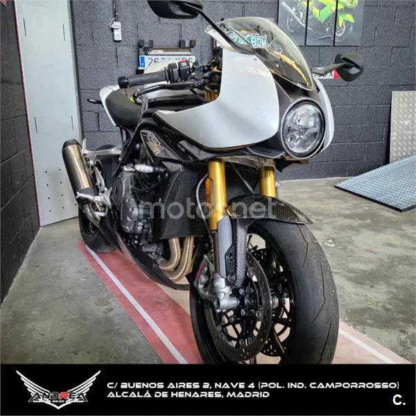 Triumph Speed Triple – Vista 4