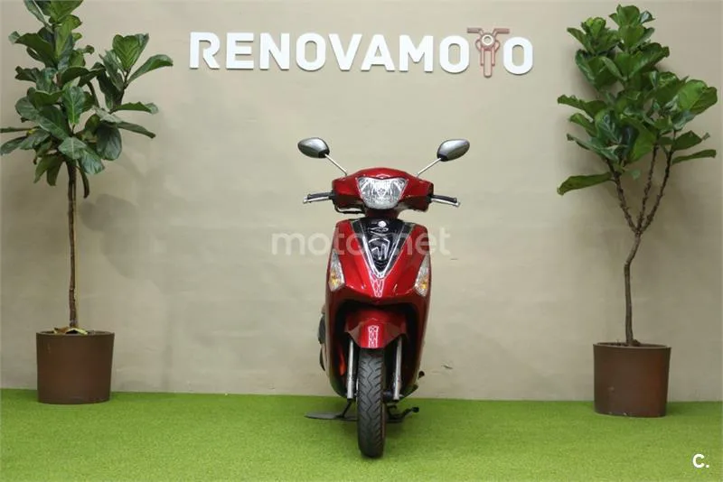 Yamaha D'elight 125 – Vista 5