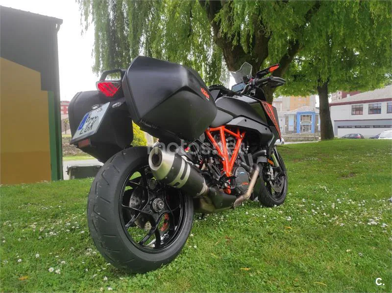 KTM 1290 Super Duke GT – Vista 7