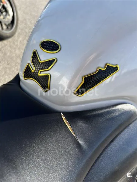 Honda CB 600 F – Vista 4