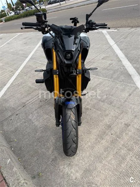 Yamaha MT-09 – Vista 4
