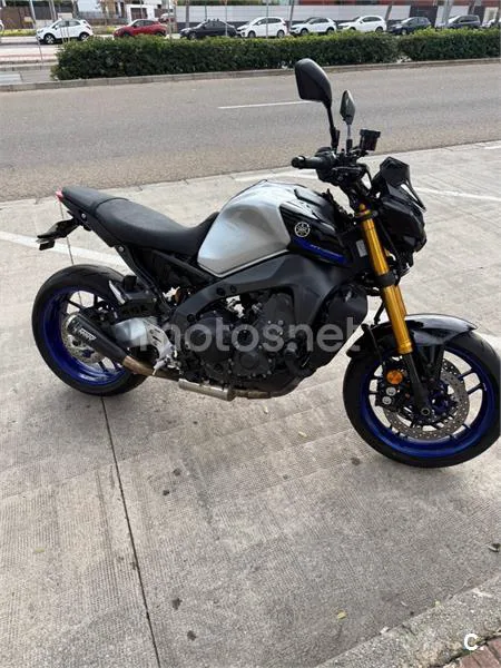 Yamaha MT-09 – Vista 8