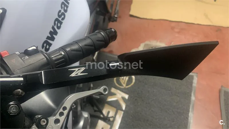Kawasaki Z 650 – Vista 7