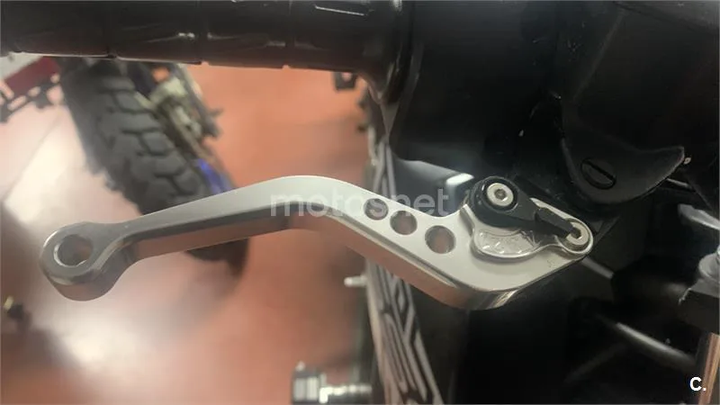 Kawasaki Z 650 – Vista 8