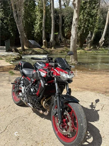 Kawasaki Z 650 – Vista 3