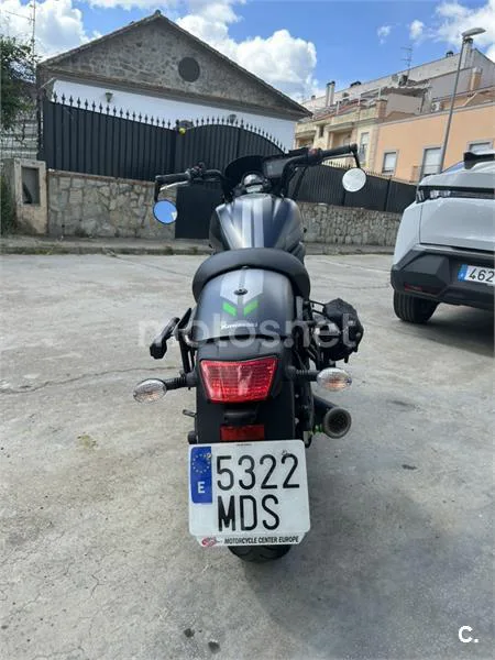 Kawasaki Vulcan S – Vista 2