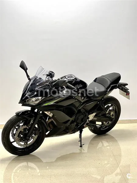 Kawasaki Ninja 650 – Vista 4