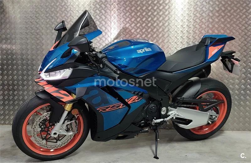 Aprilia RSV4 – Vista 2