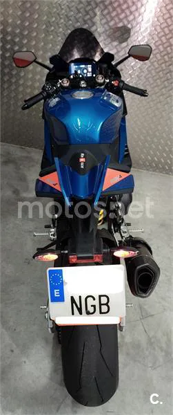 Aprilia RSV4 – Vista 15