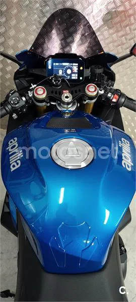 Aprilia RSV4 – Vista 19