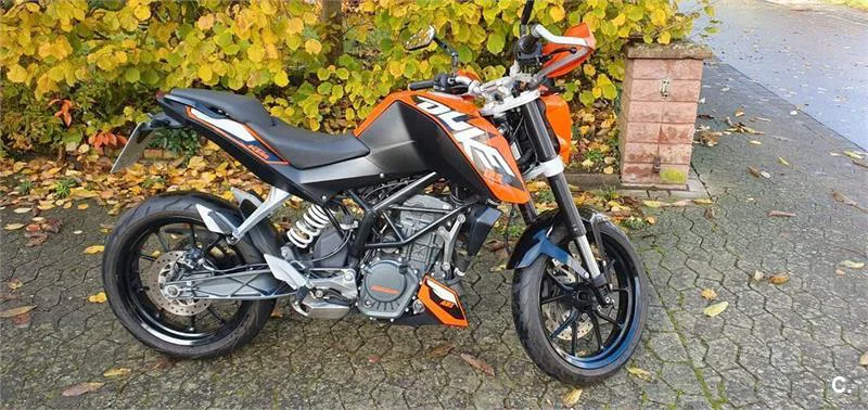 KTM 125 – Vista 2
