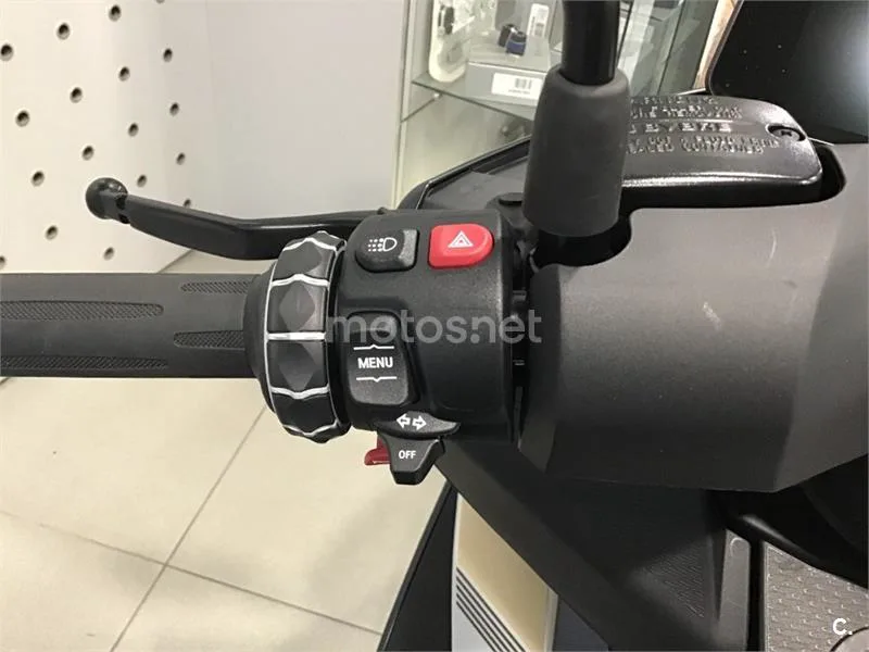 BMW C 400 GT – Vista 7