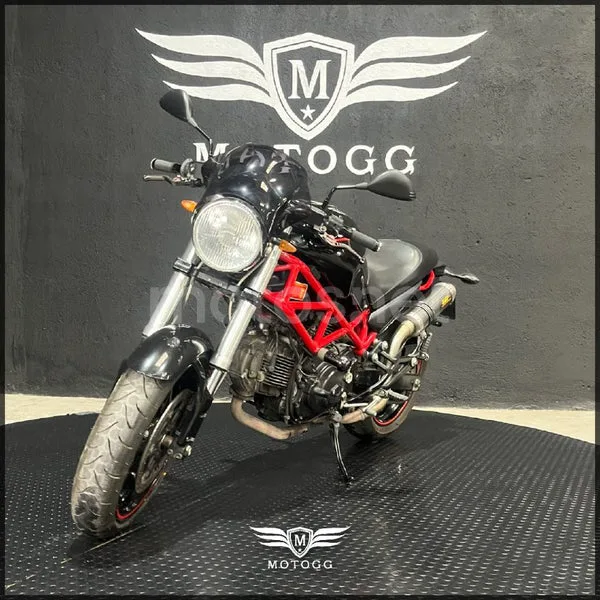 Ducati Monster 695 – Vista 6
