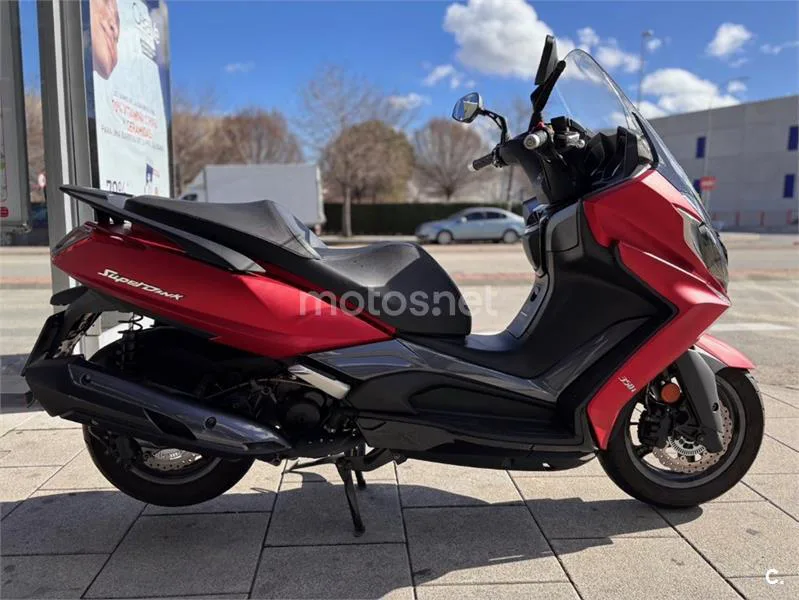 Kymco Super Dink 350 – Vista 7