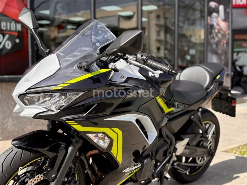 Kawasaki Ninja 650 – Vista 11