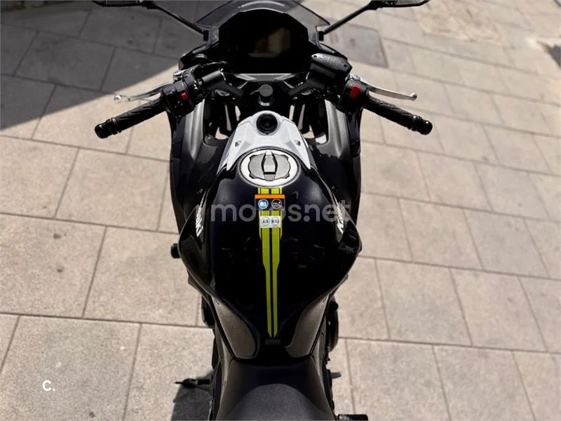 Kawasaki Ninja 650 – Vista 13