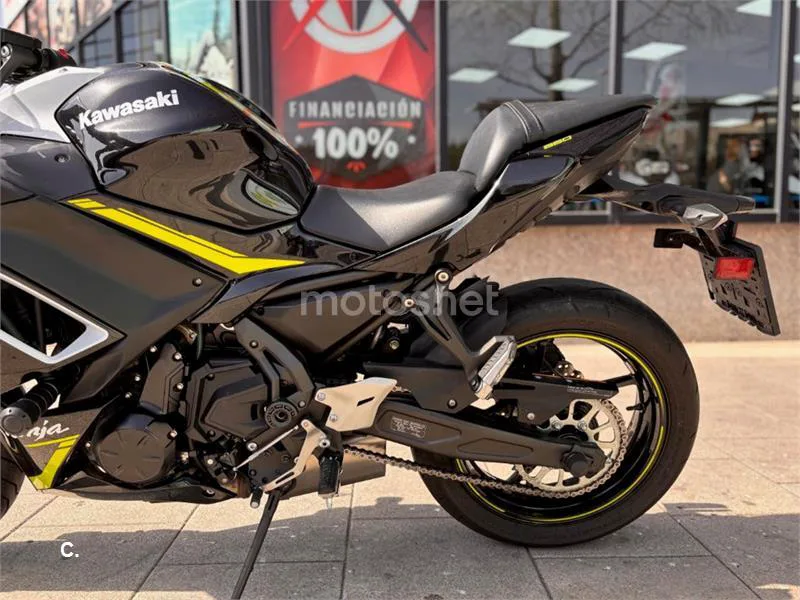 Kawasaki Ninja 650 – Vista 3