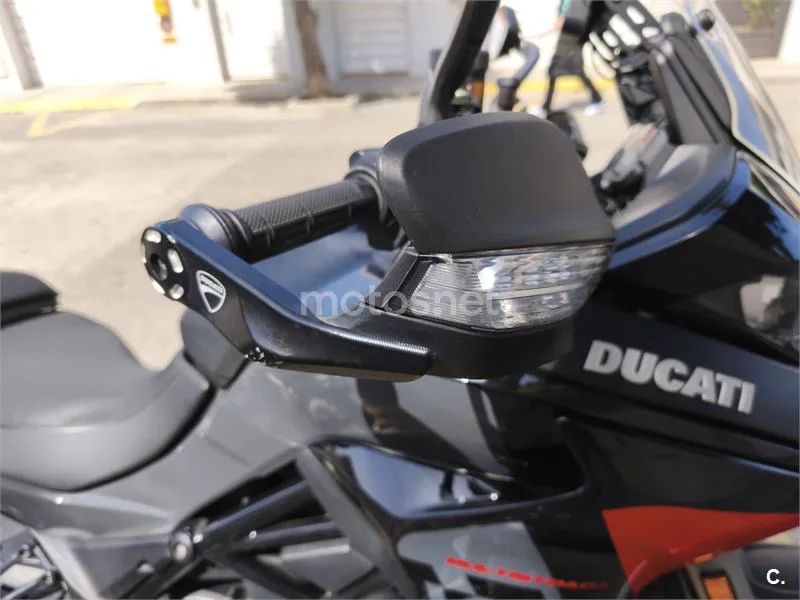 Ducati Multistrada V2 – Vista 9