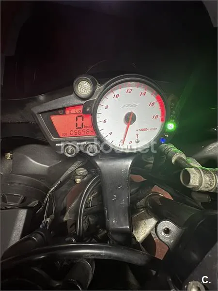 Yamaha R6 – Vista 4