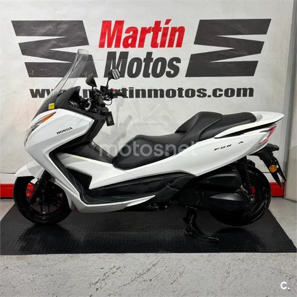 Honda Forza 300 – Vista 8