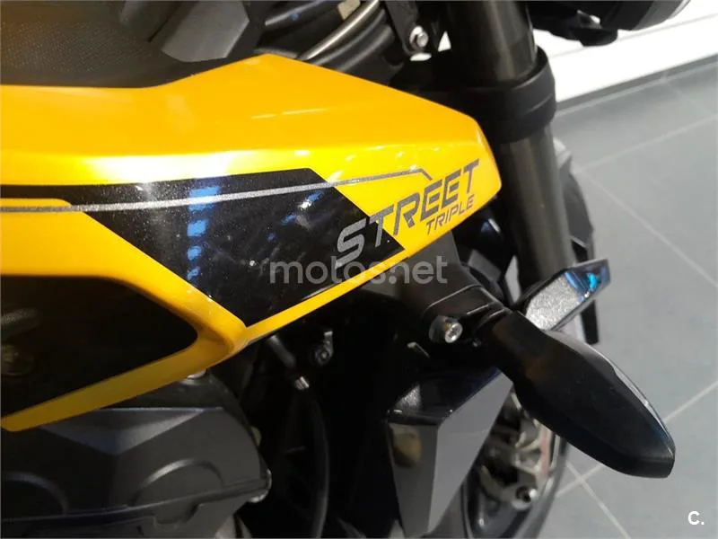 Triumph Street Triple 765 – Vista 5