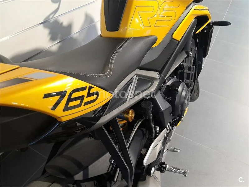 Triumph Street Triple 765 – Vista 6