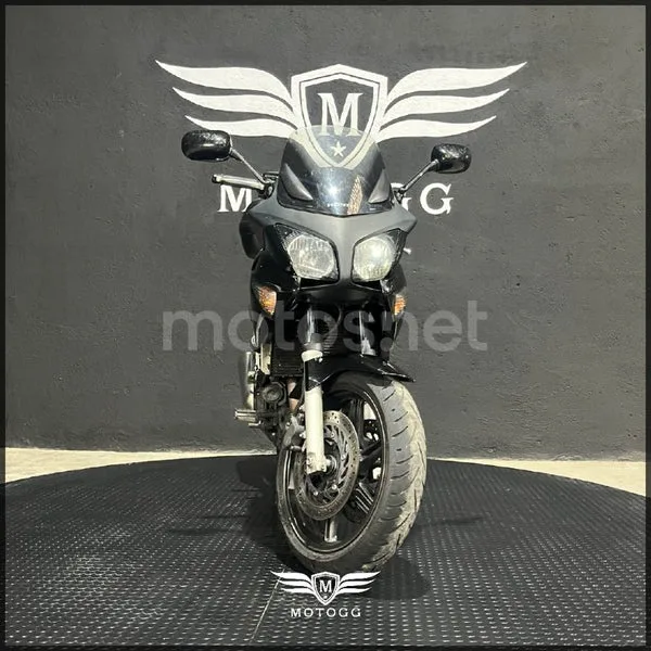 Honda CBF 600 S – Vista 4
