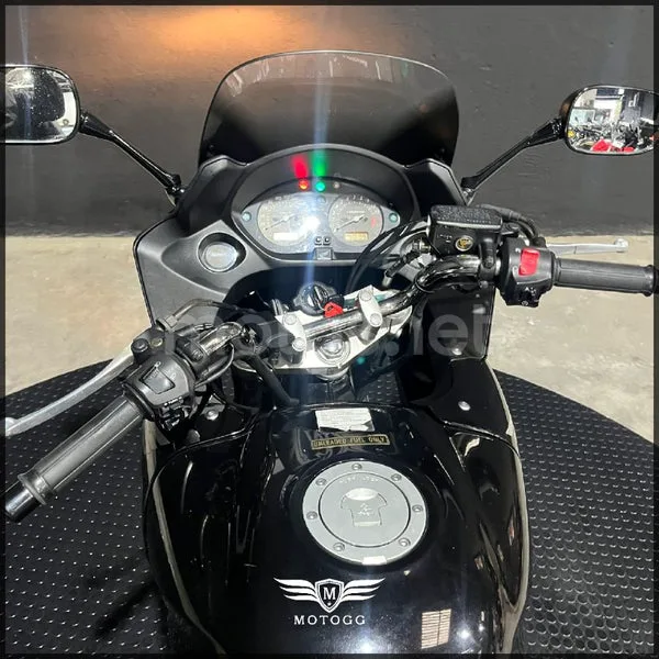 Honda CBF 600 S – Vista 8