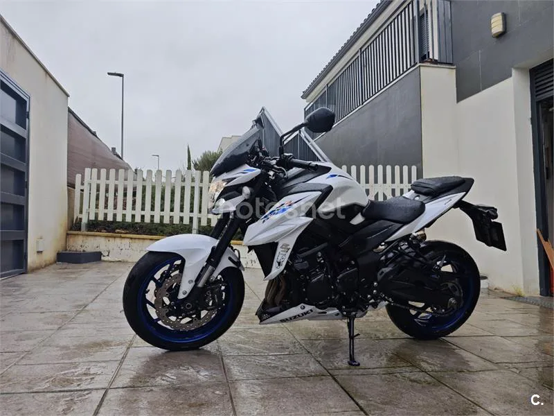 Suzuki GSX-S750 – Vista 4