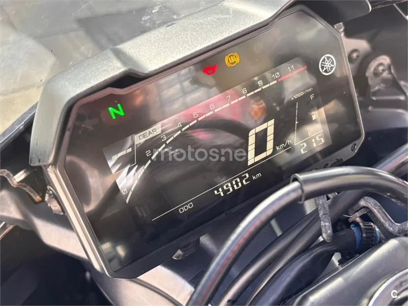 Yamaha R7 – Vista 11