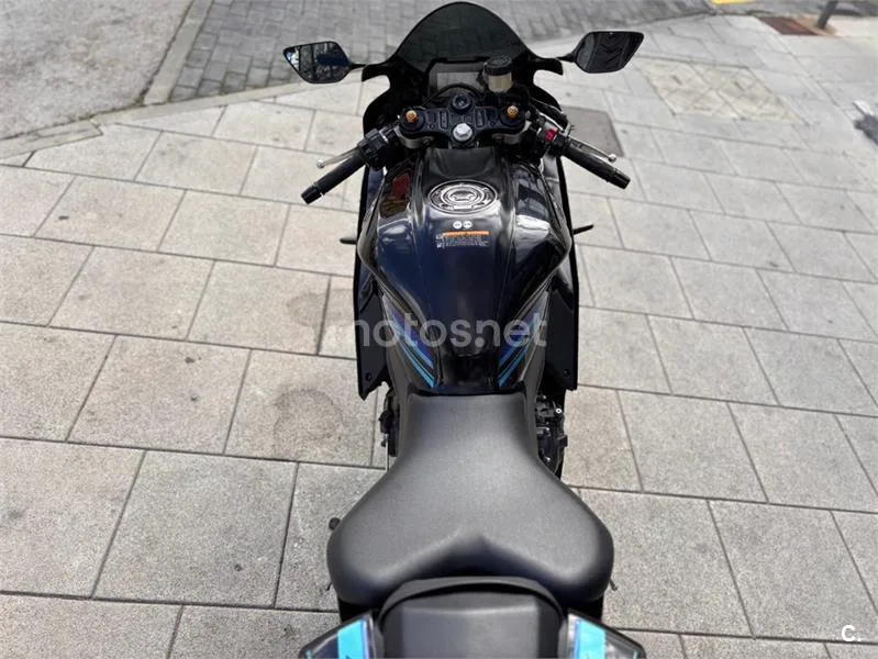 Yamaha R7 – Vista 13