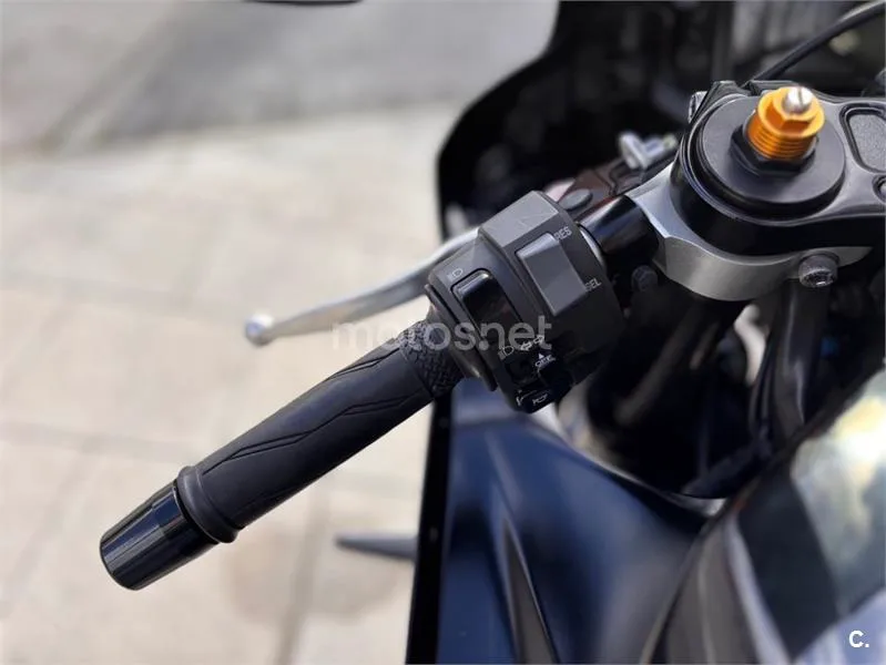 Yamaha R7 – Vista 17