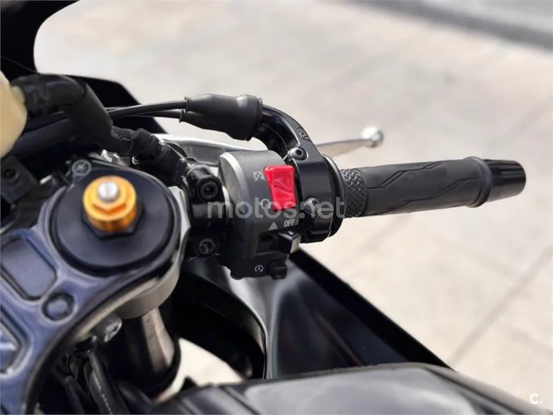 Yamaha R7 – Vista 18