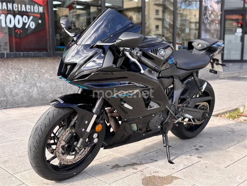 Yamaha R7 – Vista 5