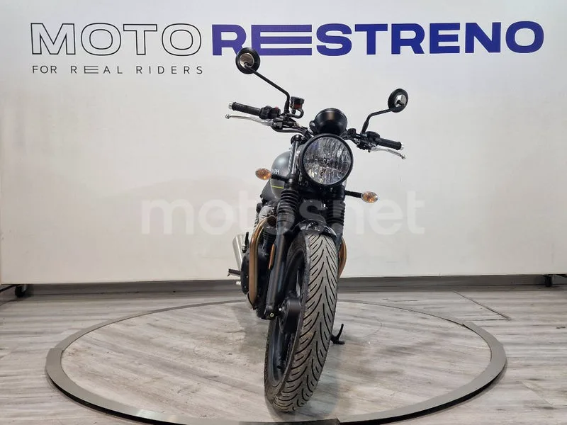 Triumph Speed Twin 900 – Vista 4