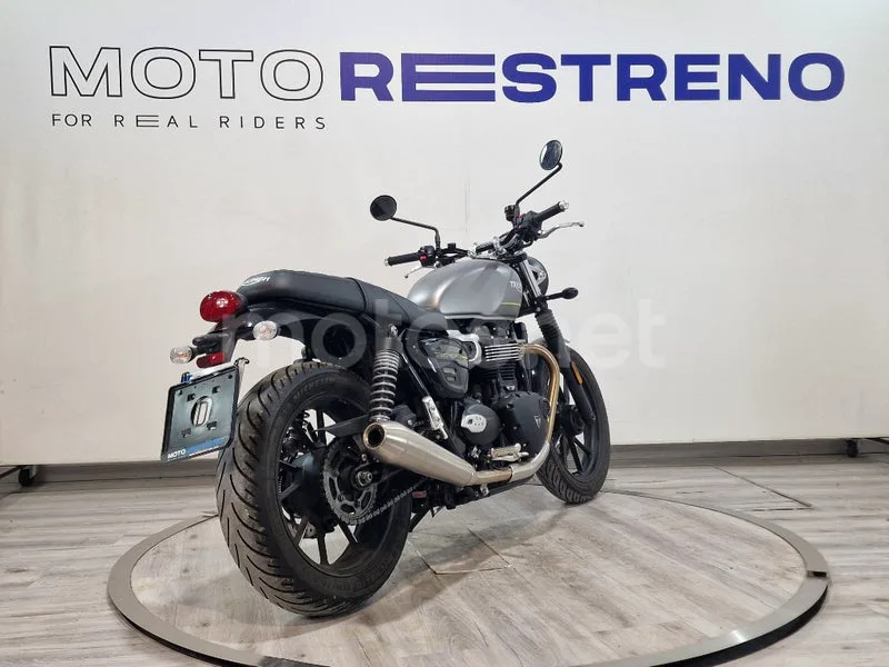 Triumph Speed Twin 900 – Vista 8