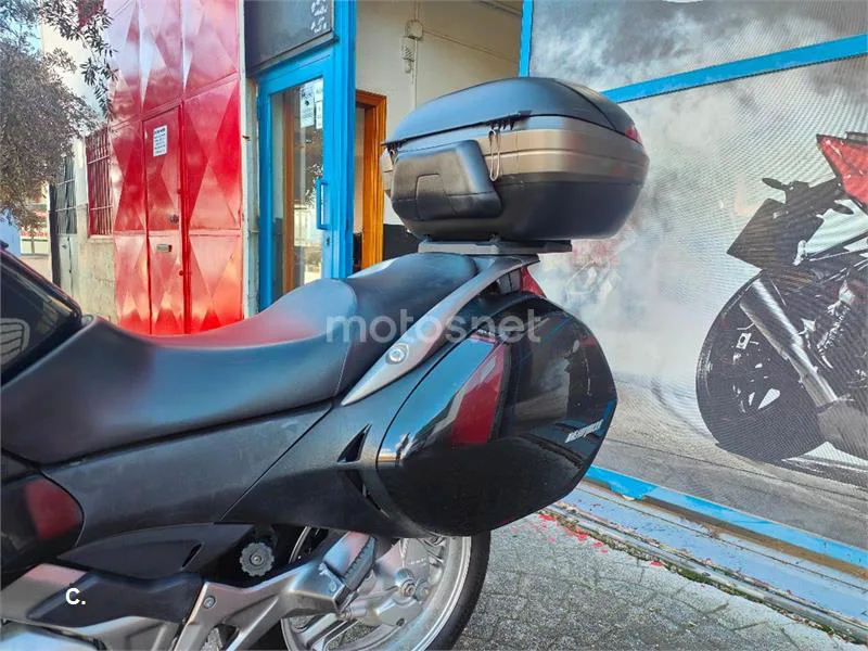Honda NT 700 Deauville – Vista 16
