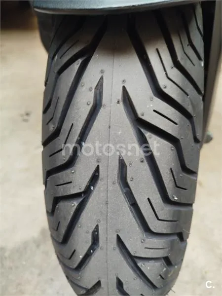 Yamaha XMAX 125 – Vista 7