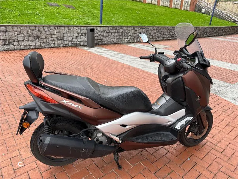 Yamaha XMAX 300 – Vista 4