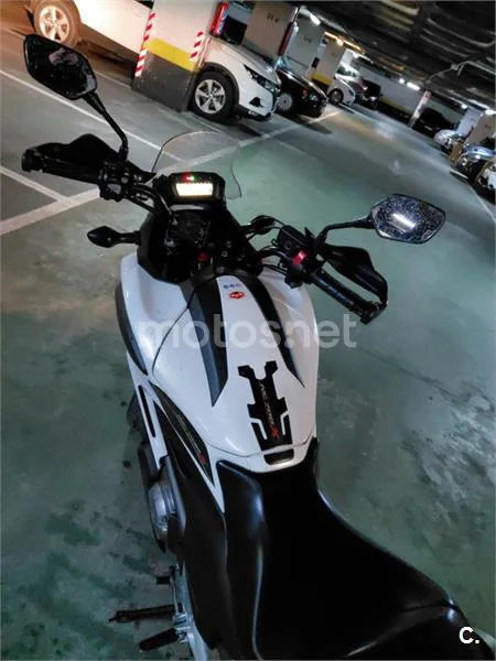 Honda NC 700 X – Vista 2