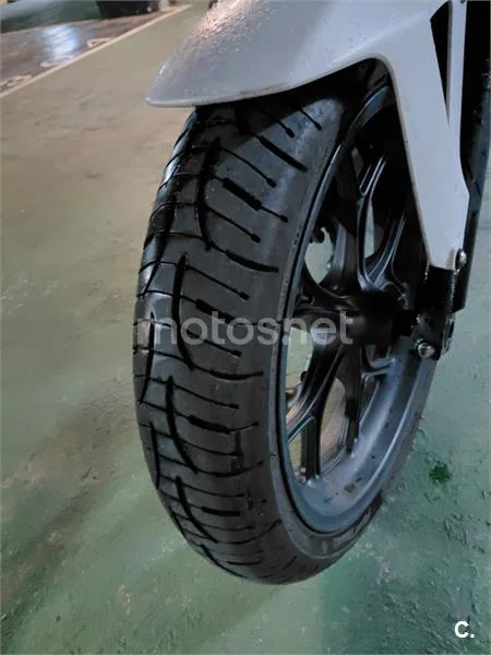 Honda NC 700 X – Vista 3