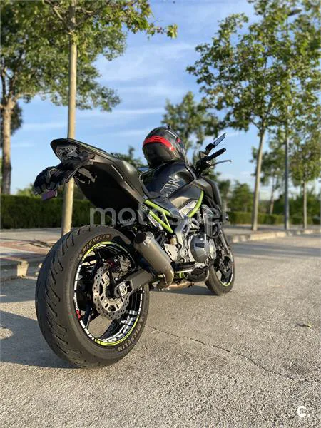 Kawasaki Z 900 – Vista 3