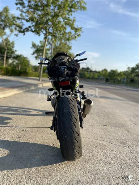 Kawasaki Z 900 – Vista 4